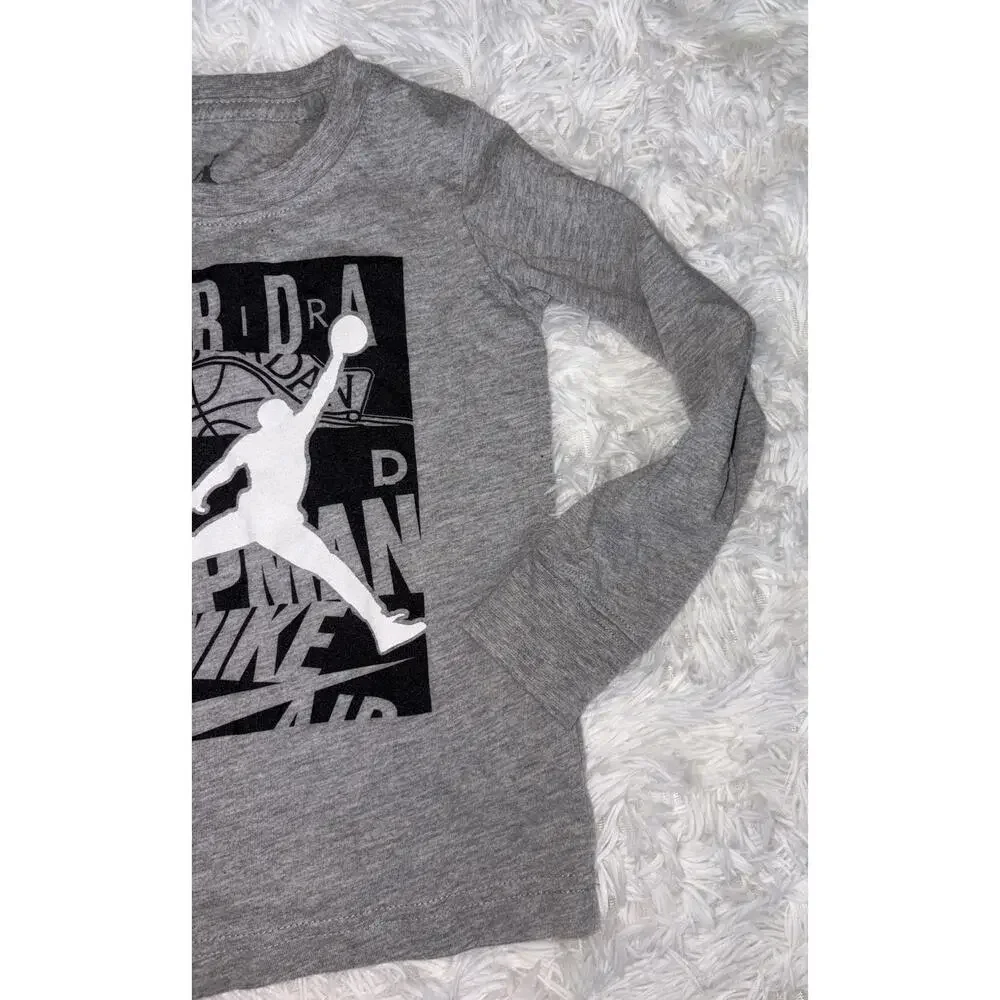 Nike Air Jordan 4 Gray Long Sleeved Tee. Cute, Soft